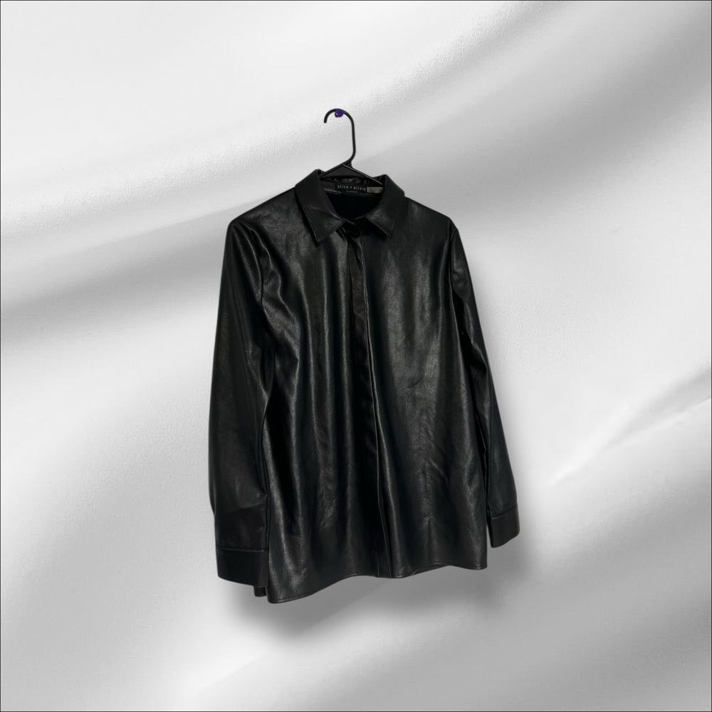 Alice + Olivia Black faux leather Shirt sz SP